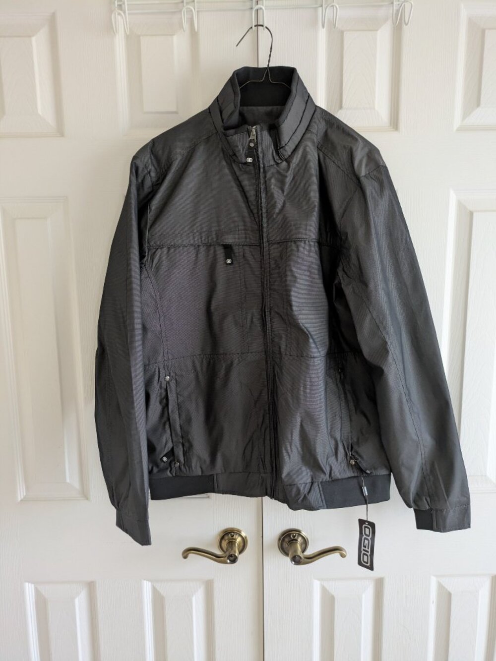 OGIO Full Zip Jacket with cadet collar in the color Ashpalt (black) size M